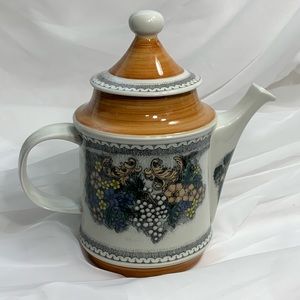 Vintage 1970s Goebel Oeslauer Manufaktur Coffee Pot, made in Bavaria